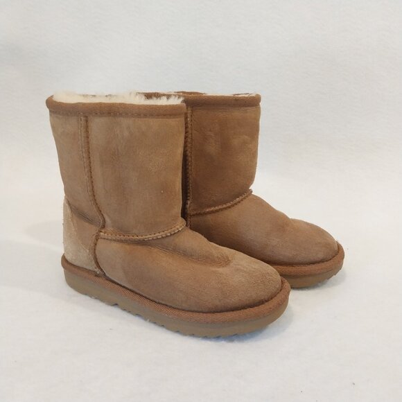 UGG Boots Girls Toddler 10 Tan Classic Short Suede Sheepskin Shearling Winter - Picture 1 of 9